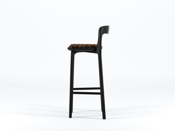 chaise-bar-tabouret-haut-comptoir-design-bois-massif-brûlé-maison-saman-4